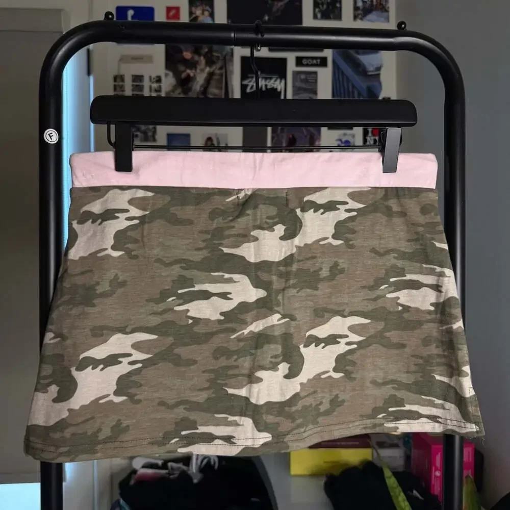 Forever 21 Camouflage Print Mini Skort Green Pink NY